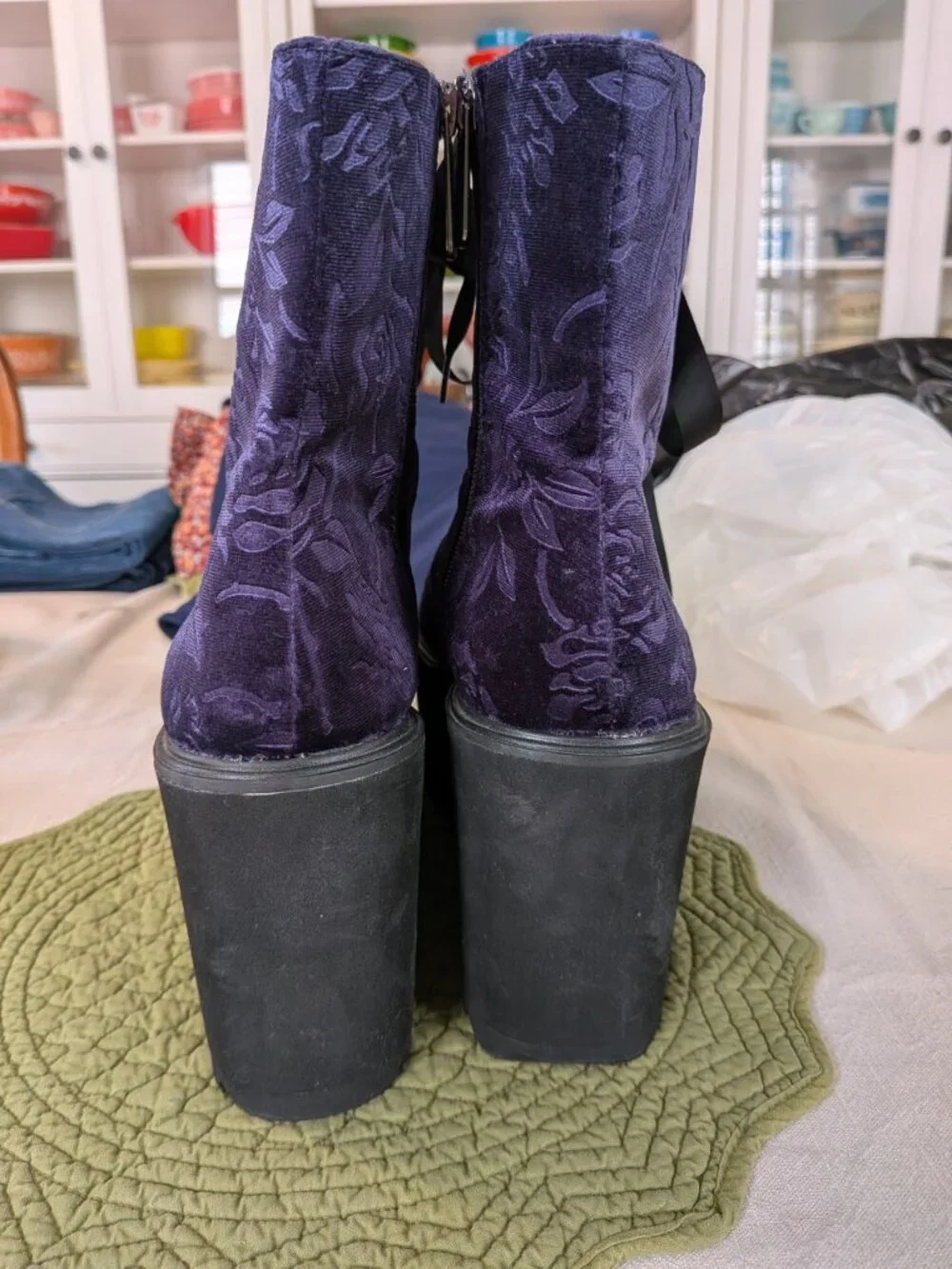 Killstar Vampire's Kiss Platform Boots Size 10‎